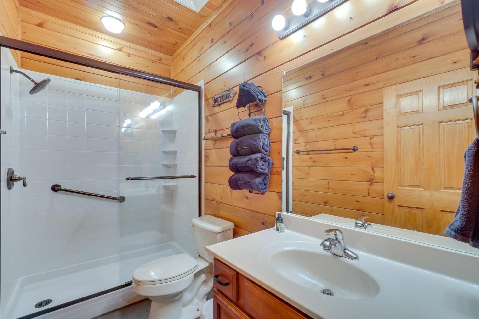 Cabin With Pool Access About 3 Mi To Downtown Gatlinburg Exterior foto