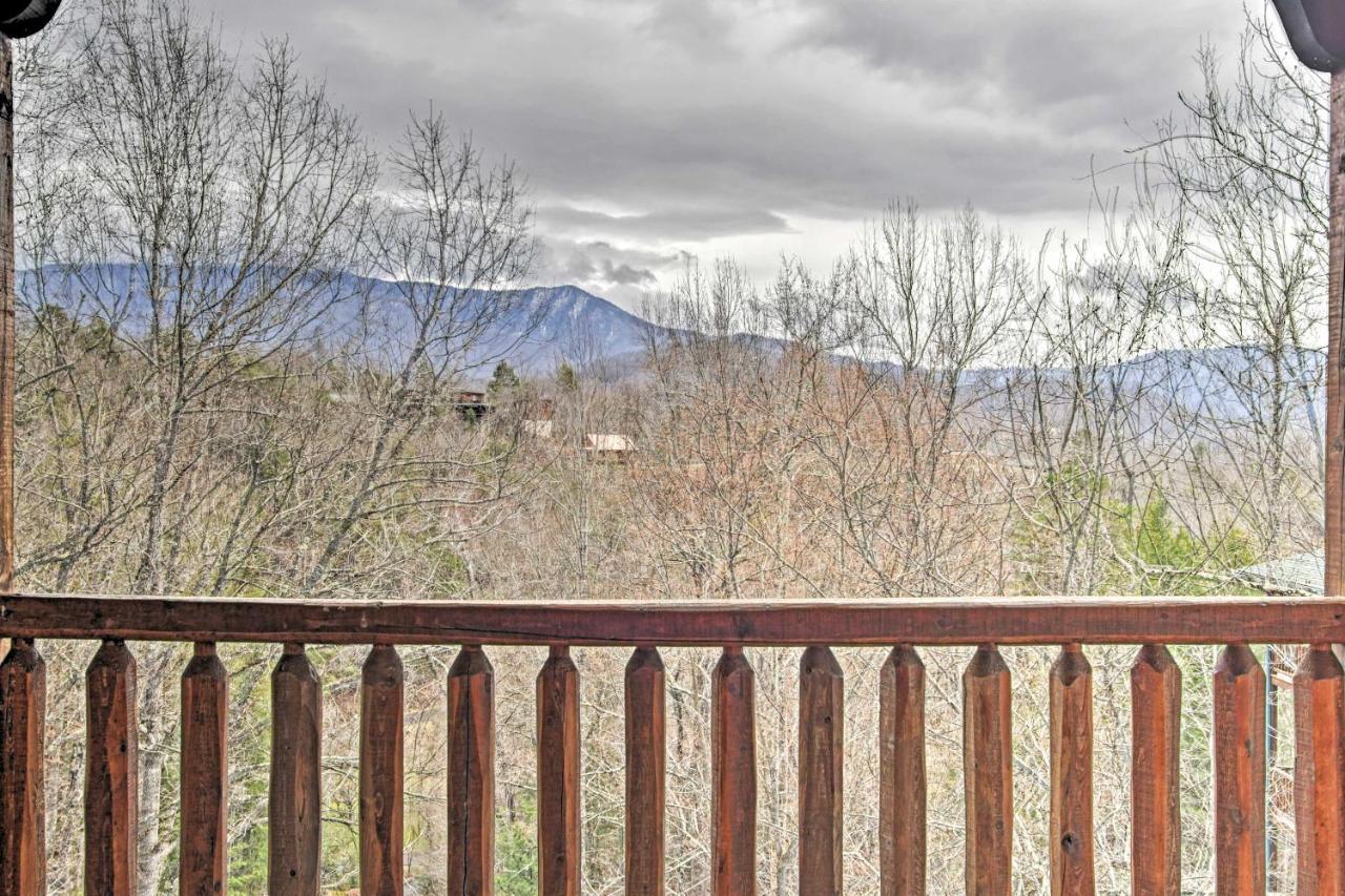 Cabin With Pool Access About 3 Mi To Downtown Gatlinburg Exterior foto